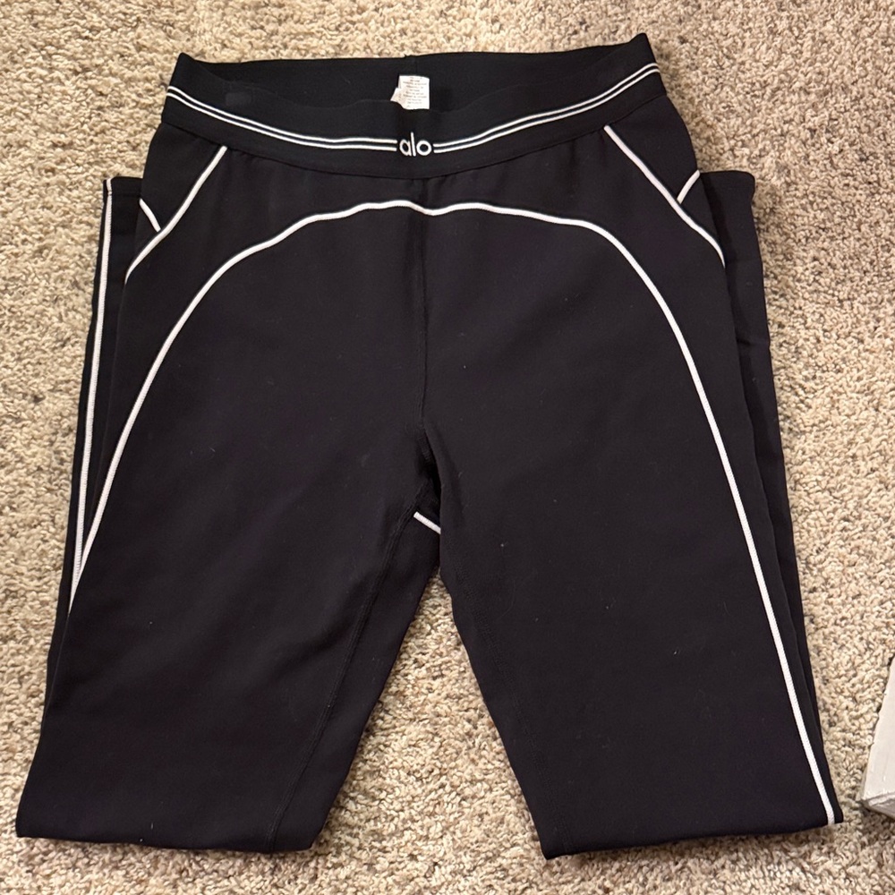 ALO Yoga Airbrush High-Waist Heart Throb Legging